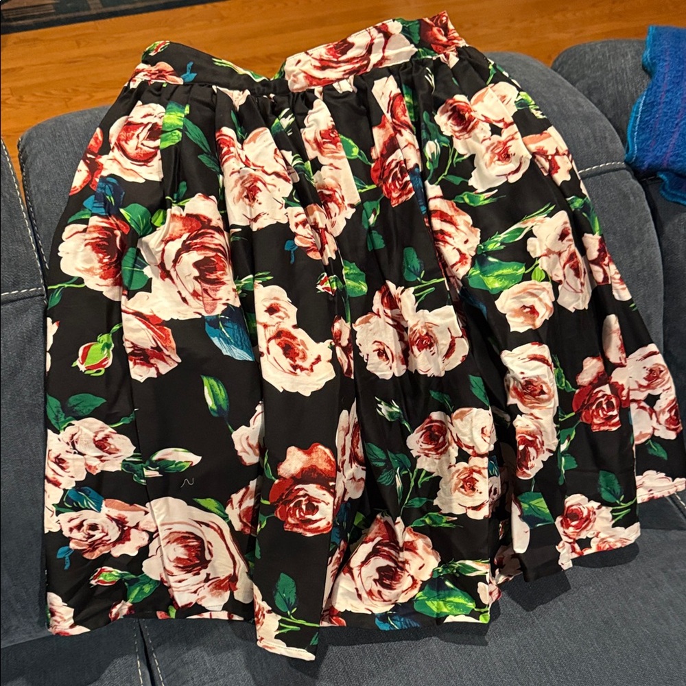 Unique Vintage Black Floral A-Line Skirt